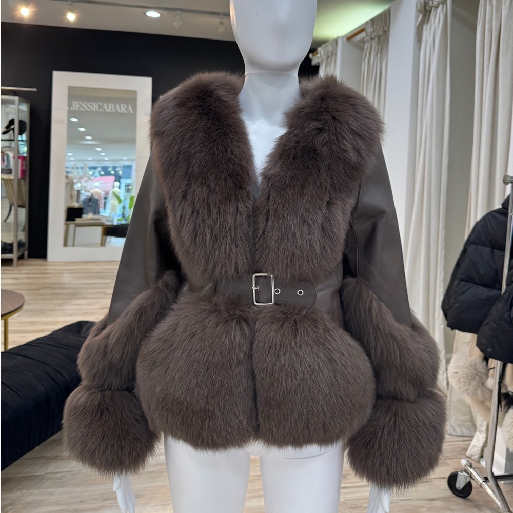 Brown Leather Jacket with Luxurious Fur Trim